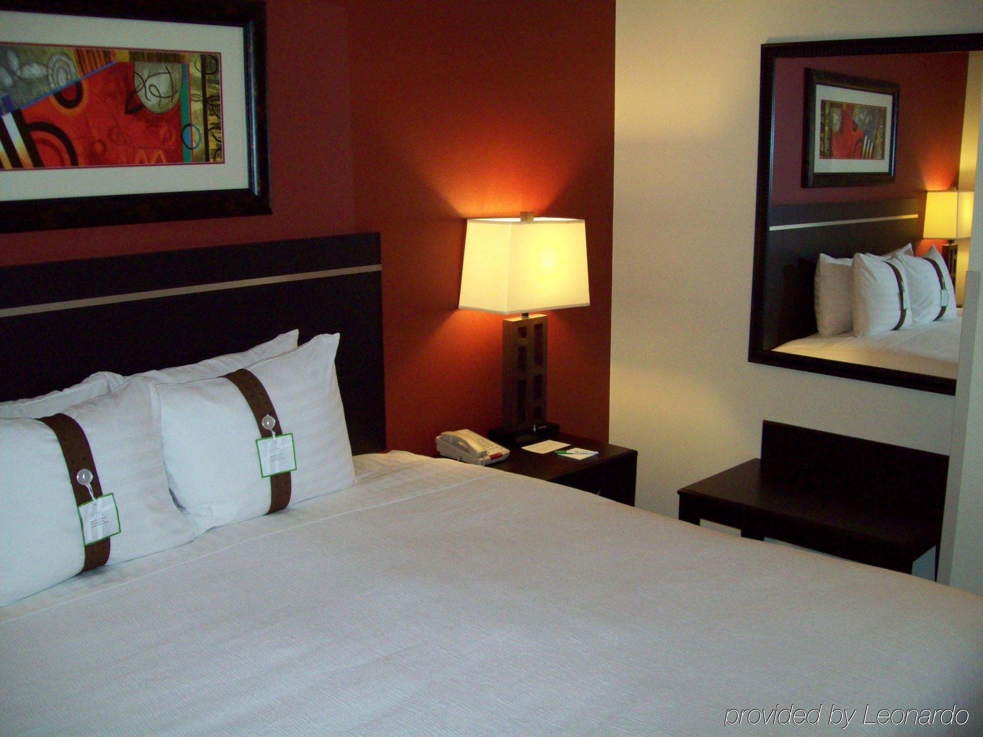Holiday Inn Omaha Downtown - Waterpark By Ihg Habitación foto