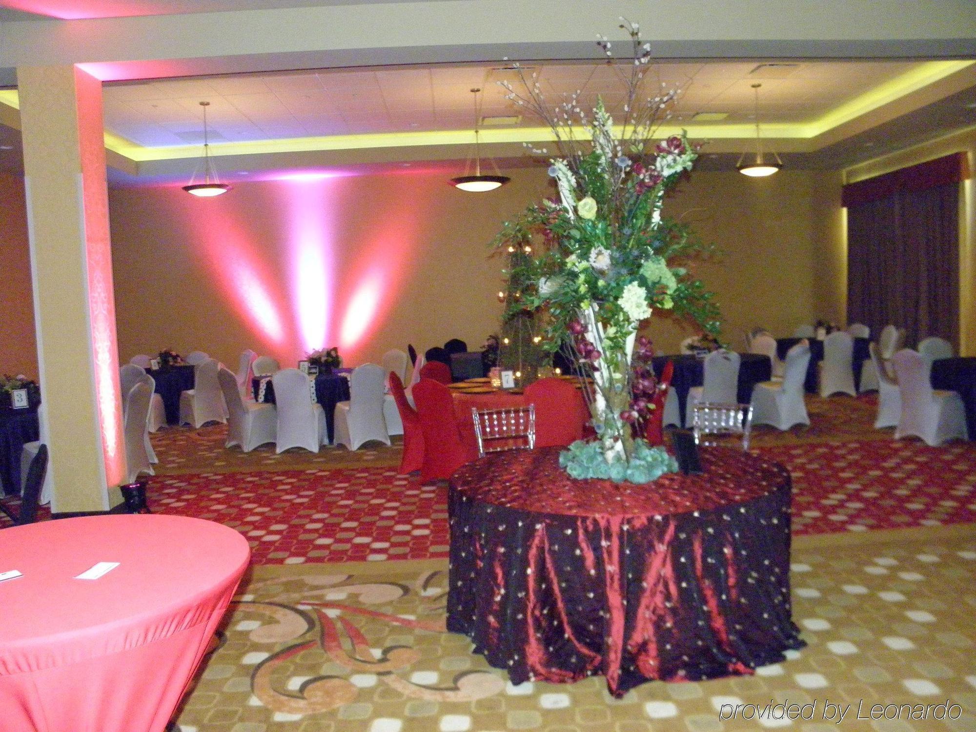 Holiday Inn Omaha Downtown - Waterpark By Ihg Restaurante foto
